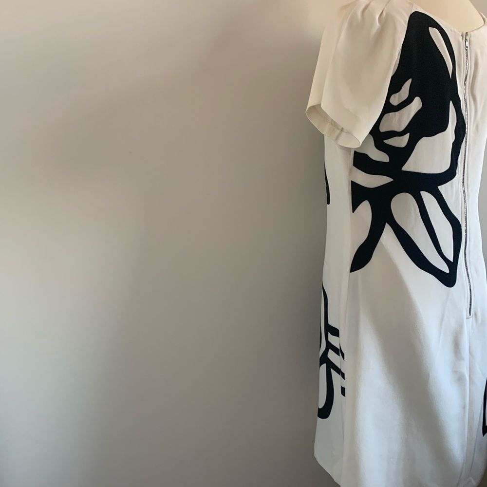 Phoebe couture white silk shift dress, size 12 - Picture 3 of 8
